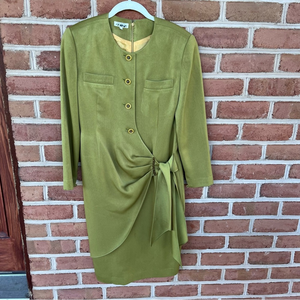 Olive green High Fashion vintage silk dress. Size 6 (Medium)